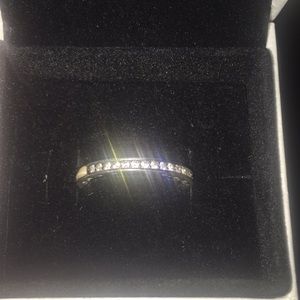 Pandora Ring